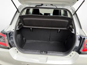 Suzuki Swift 1.2 Sakura Top Hybrid