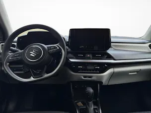 Suzuki Swift 1.2 Sakura Top Hybrid