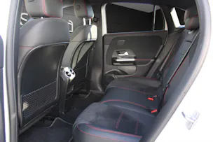 MERCEDES-BENZ EQA 300 Swiss Star AMG Line 4matic