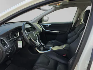 VOLVO XC60 2.4 D5 Summum AWD S/S
