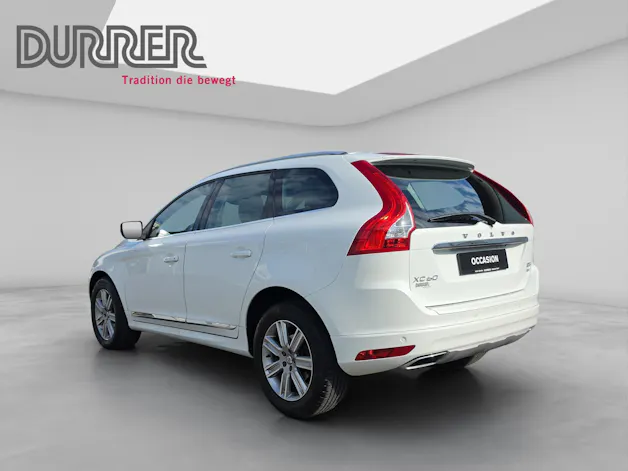 VOLVO XC60 2.4 D5 Summum AWD S/S