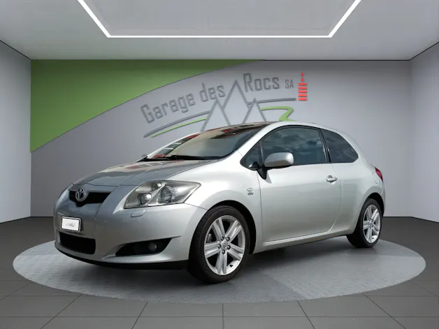 Toyota Auris 2.2 D-4D Linea Sol Premium