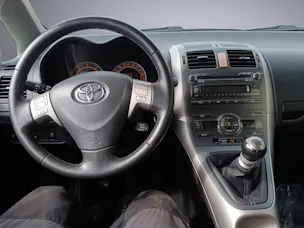 Toyota Auris 2.2 D-4D Linea Sol Premium