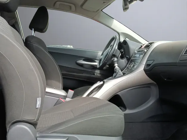 Toyota Auris 2.2 D-4D Linea Sol Premium