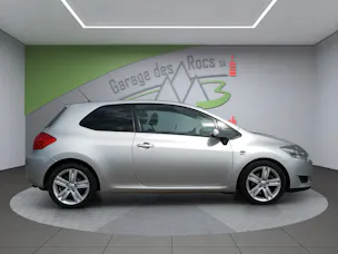 Toyota Auris 2.2 D-4D Linea Sol Premium