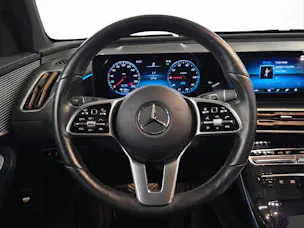 MERCEDES-BENZ EQC 400 AMG Line 4Matic