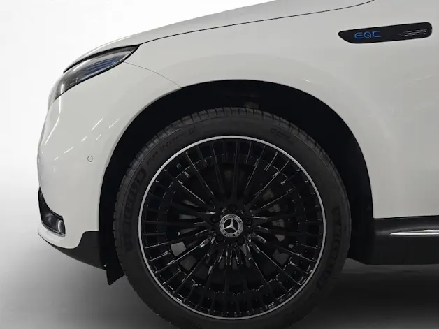 MERCEDES-BENZ EQC 400 AMG Line 4Matic