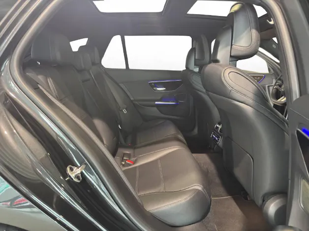 MERCEDES-BENZ C 220 d AMG Line 4Matic Swiss Star T-Modell