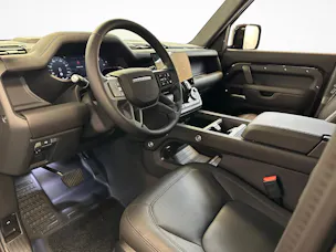 Land Rover Defender 110 3.0 D I6 350 X-Dynamic HSE