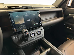 https://vehicle.imgix.net/4446223/b5789915-83ea-435b-ab98-396efaab3688.jpg