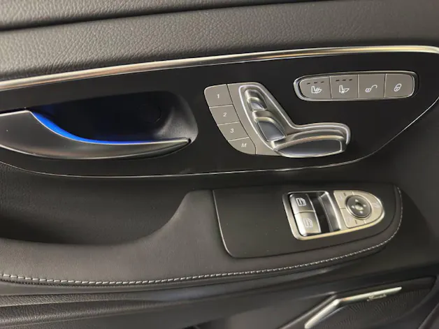 MERCEDES-BENZ V 300 d Exclusive Swiss Edition 4Matic Lang