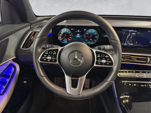 MERCEDES-BENZ EQC 400 AMG Line 4Matic