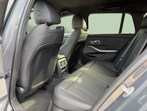 https://vehicle.imgix.net/4446231/3e20e2d8-bb50-43a6-8fc6-0a57e24ed599.jpg
