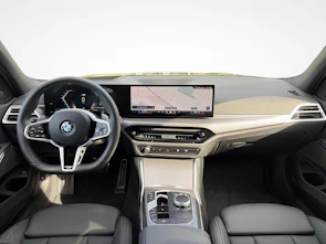 image du véhicule BMW 320d xDrive SAG Touring M-Sport