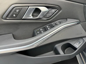 image du véhicule BMW 320d xDrive SAG Touring M-Sport