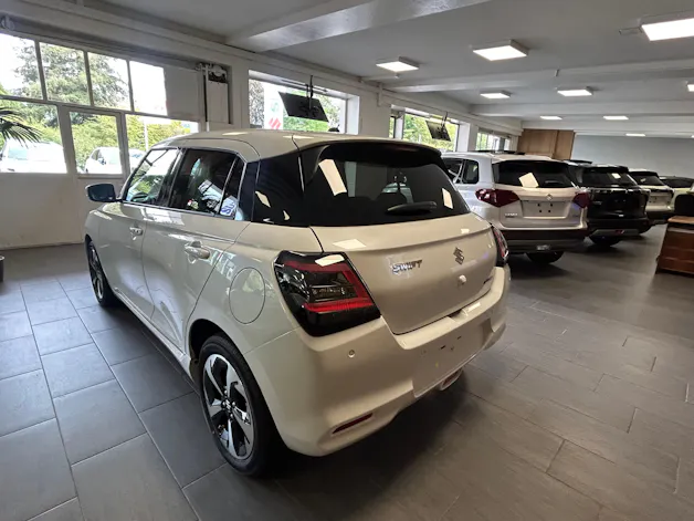 Suzuki Swift 1.2 Compact Top Hybrid
