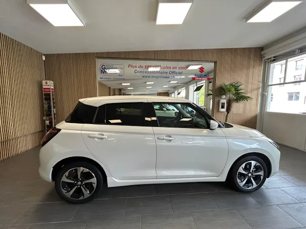 Suzuki Swift 1.2 Compact Top Hybrid