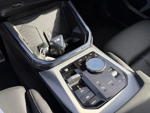 https://vehicle.imgix.net/4446291/a88b9aac-f0ab-4164-88da-1e37ab475482.jpg