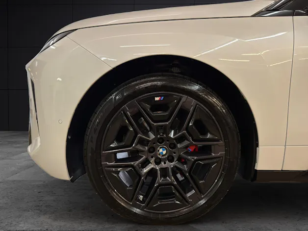 BMW iX xDrive60