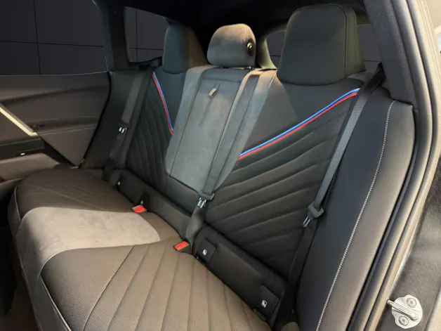 BMW iX xDrive60