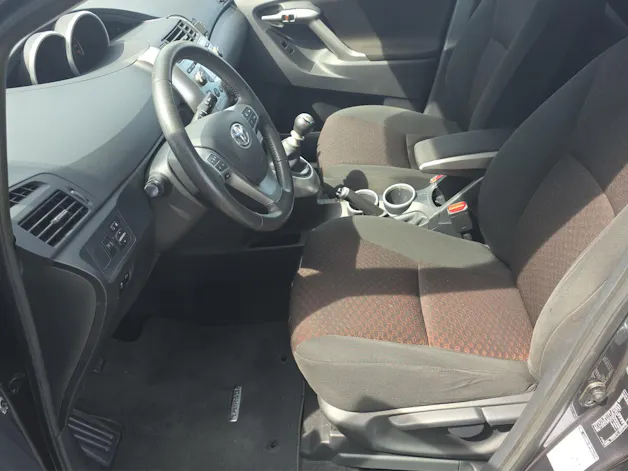 Toyota Verso 1.8 VVT-i Luna Family 5P