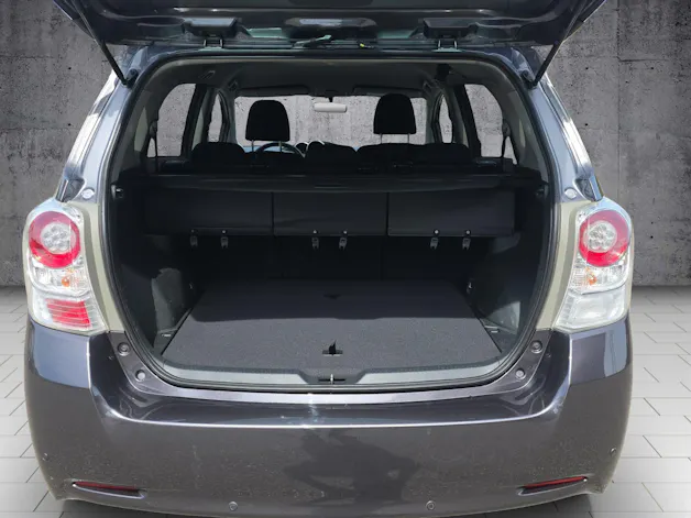 Toyota Verso 1.8 VVT-i Luna Family 5P