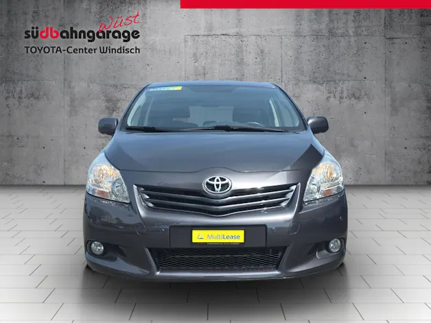 Toyota Verso 1.8 VVT-i Luna Family 5P