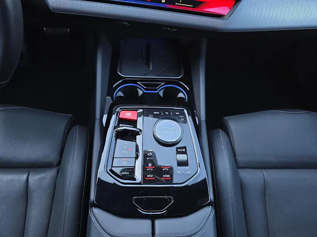BMW M5 xDrive Touring (CH) * Individual Storm Bay *