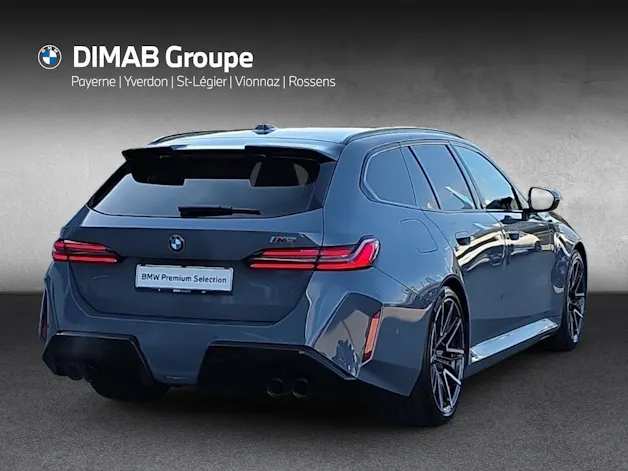 BMW M5 xDrive Touring (CH) * Individual Storm Bay *