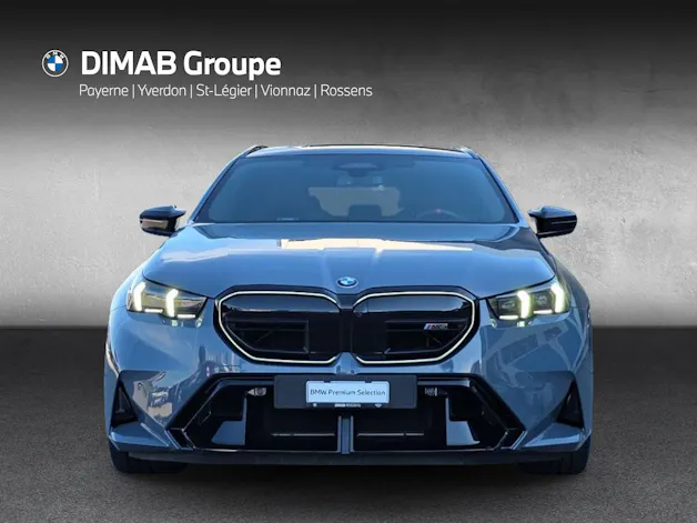 BMW M5 xDrive Touring (CH) * Individual Storm Bay *