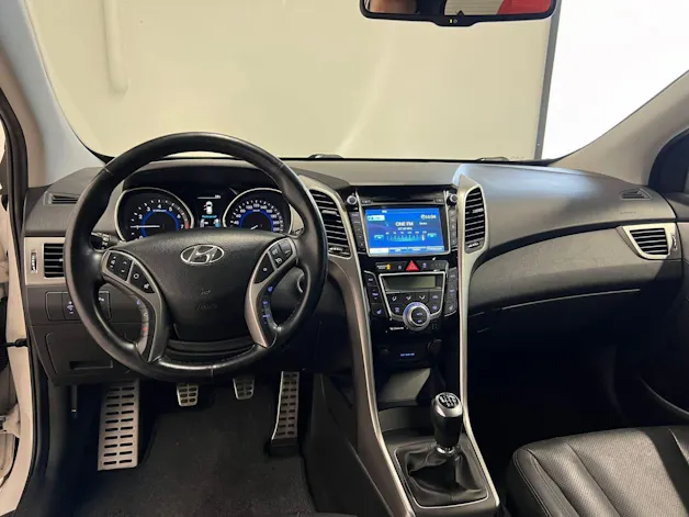 HYUNDAI i30 sw 1.6 GDi Go