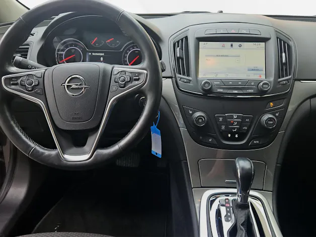 OPEL Insignia Sports Tourer 1.6 T Edition