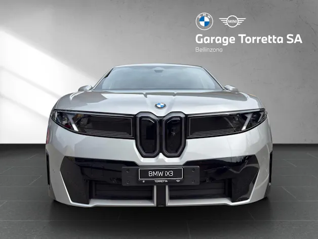 BMW iX3 40