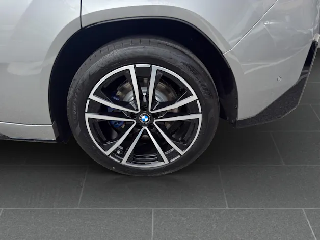 BMW iX3 40
