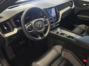 VOLVO XC60 2.0 T8 Ultimate Dark eAWD