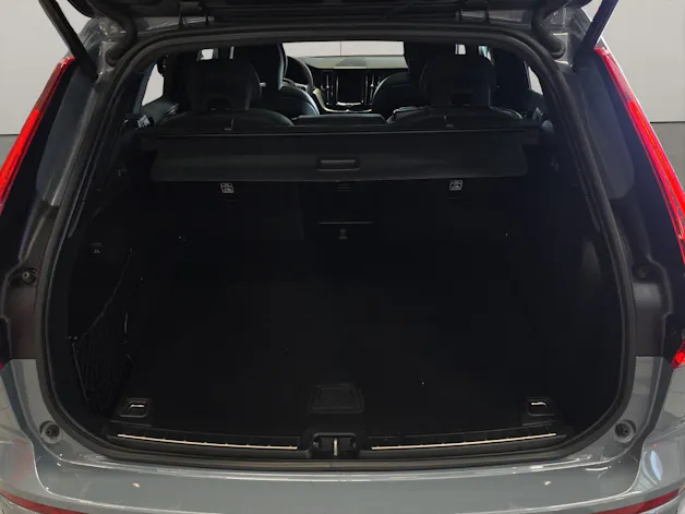 VOLVO XC60 2.0 T8 Ultimate Dark eAWD