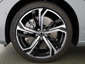 immagine del veicolo VOLVO V60 2.0 T6 TE Ultra Dark eAWD