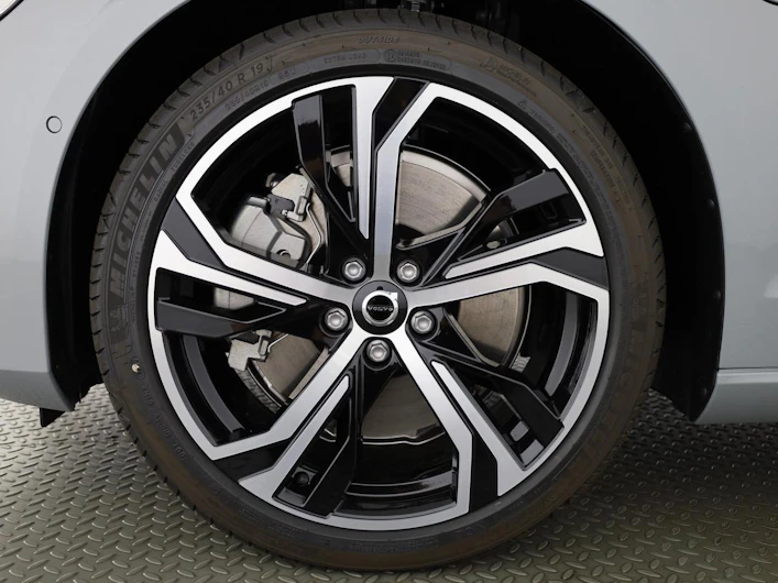 immagine del veicolo VOLVO V60