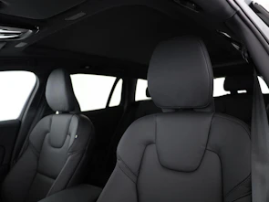 immagine del veicolo VOLVO V60 2.0 T6 TE Ultra Dark eAWD
