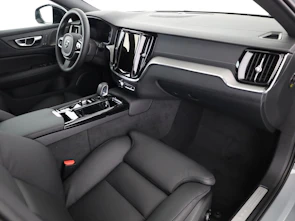 immagine del veicolo VOLVO V60 2.0 T6 TE Ultra Dark eAWD