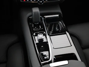 immagine del veicolo VOLVO V60 2.0 T6 TE Ultra Dark eAWD