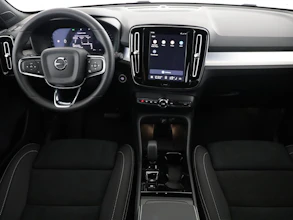 https://vehicle.imgix.net/4446463/130b8940-a0bf-4db9-ab40-d4fb64bd3309.jpg