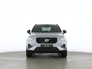 immagine del veicolo VOLVO XC40 2.0 B3 MH Plus Dark