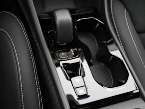 immagine del veicolo VOLVO XC40 2.0 B3 MH Plus Dark