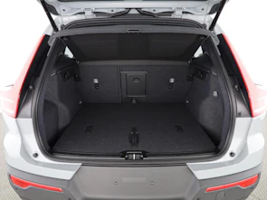 immagine del veicolo VOLVO XC40 2.0 B3 MH Plus Dark