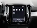 VOLVO XC40 2.0 B3 MH Plus Dark