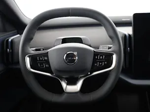 VOLVO EX30 CC P8 Ultra AWD