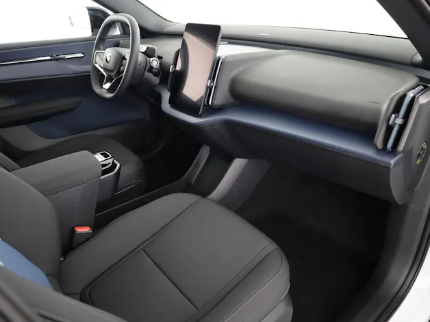 VOLVO EX30 CC P8 Ultra AWD
