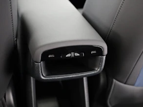 https://vehicle.imgix.net/4446464/636b5e9f-bb92-4c56-873e-2320589dc716.jpg