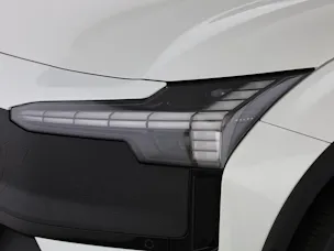 VOLVO EX30 CC P8 Ultra AWD